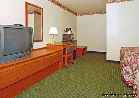 Econo Lodge City Center Portland Zimmer foto